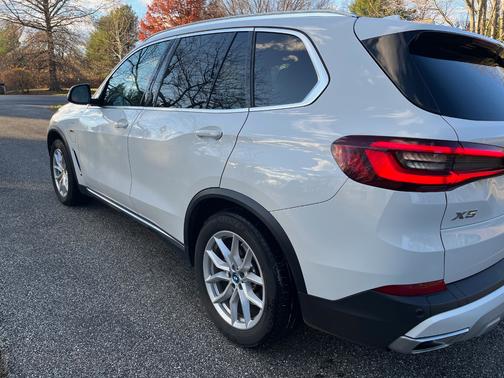 2023 BMW X5 PHEV xDrive45e