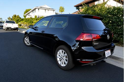 Black 2015 Volkswagen Golf Man TSI S