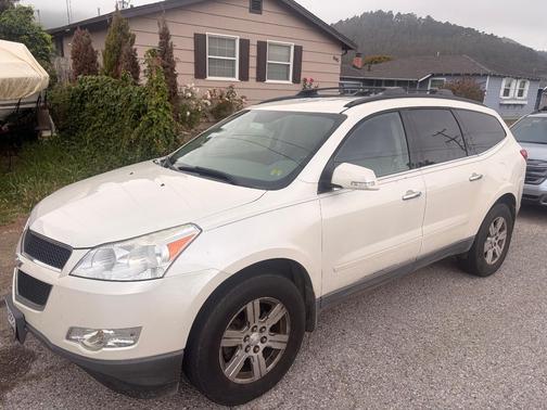White 2012 Chevrolet Traverse LT