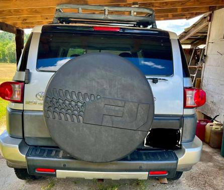 Silver 2007 Toyota FJ Cruiser Base