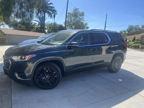 2018 Chevrolet Traverse LT Cloth