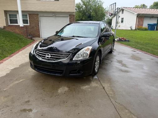 Black 2012 Nissan Altima 2.5 SL