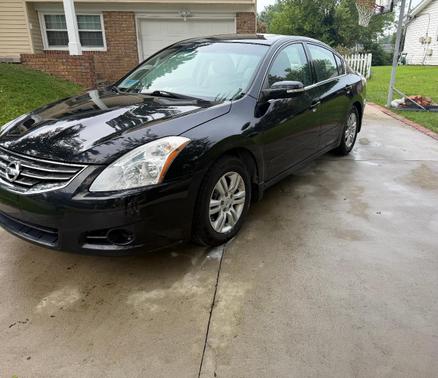 Black 2012 Nissan Altima 2.5 SL