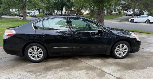 Black 2012 Nissan Altima 2.5 SL