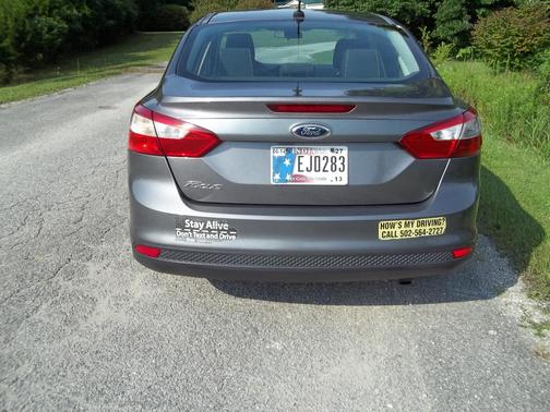 Gray 2012 Ford Focus S