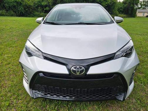 Silver 2017 Toyota Corolla SE Special Edition