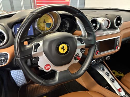 2015 Ferrari California T