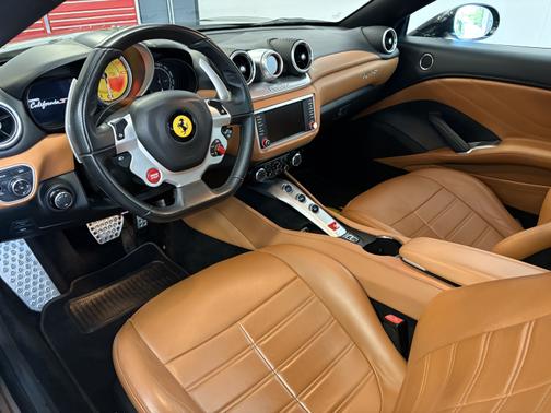 2015 Ferrari California T