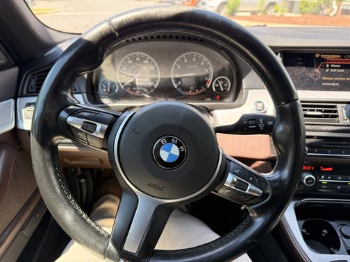 White 2015 BMW 528 i
