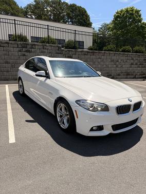 White 2015 BMW 528 i