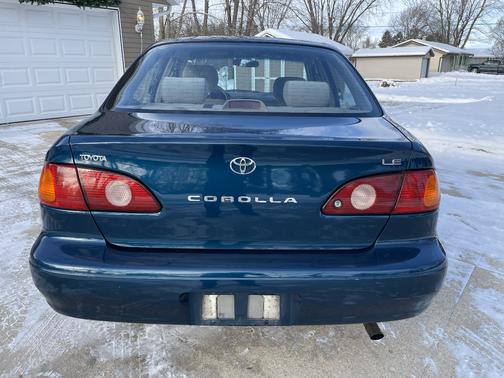 2002 Toyota Corolla LE