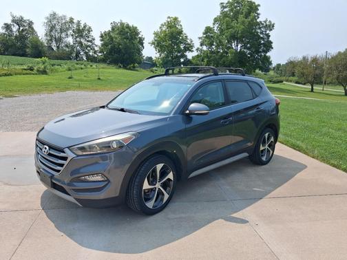 Gray 2018 Hyundai TUCSON Value