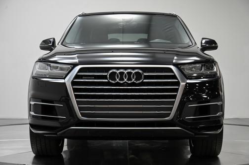 2019 Audi Q7 55 Premium Plus