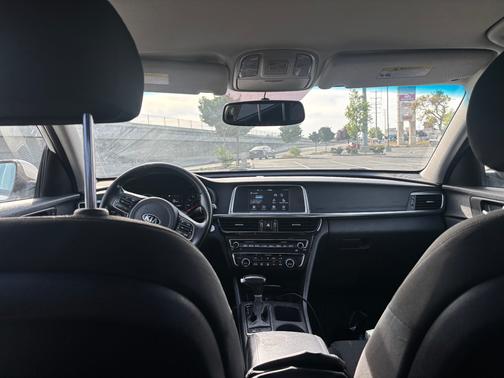 White 2017 Kia Optima Hybrid Base