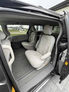 Silver 2014 Toyota Sienna LE