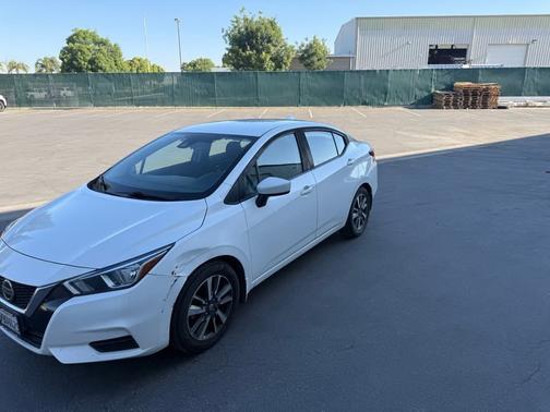 Gray 2022 Nissan Versa SV