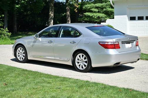 Silver 2007 Lexus LS 460 Base