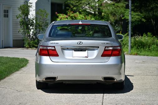 Silver 2007 Lexus LS 460 Base