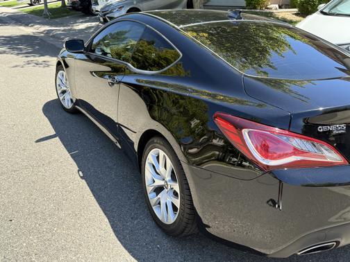2016 Hyundai Genesis Coupe 3.8 Base