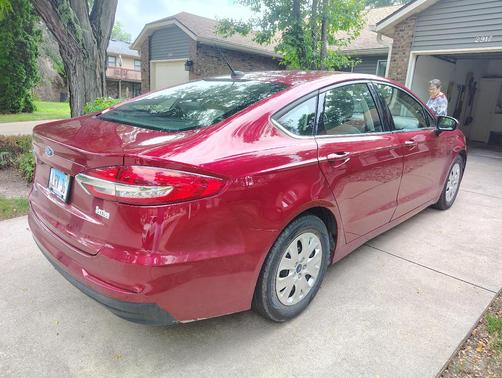 Red 2019 Ford Fusion S