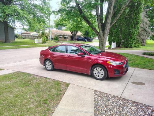 Red 2019 Ford Fusion S