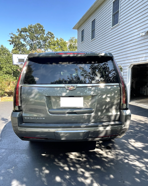 Photo 1 of 10 of 2020 Cadillac Escalade ESV Premium Luxury