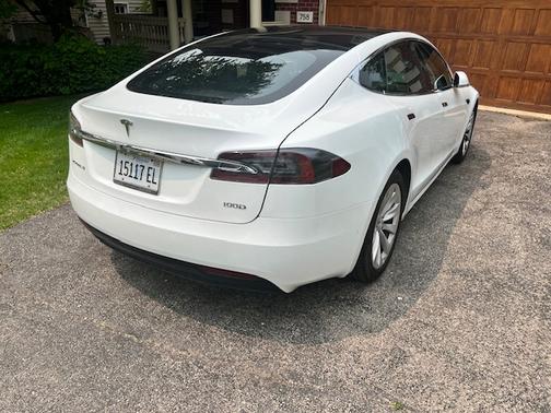 2019 Tesla Model S 100D