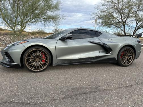2023 Chevrolet Corvette Stingray w/2LT