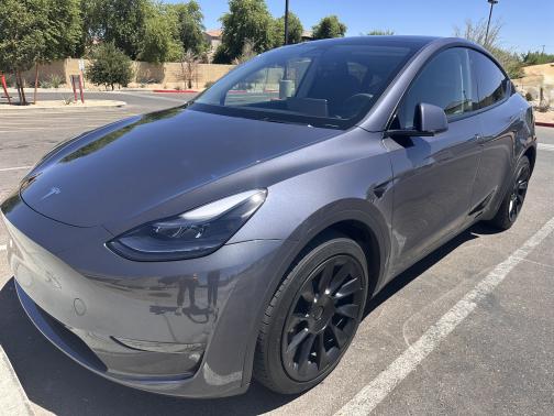 2023 Tesla Model Y Long Range