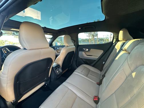 2022 Polestar 2 Long Range Dual Motor