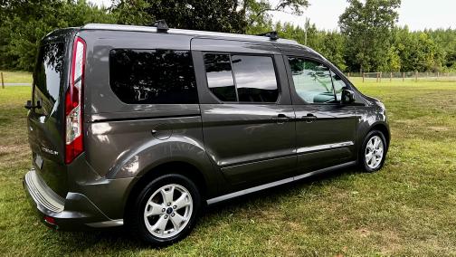 2018 Ford Transit Connect Titanium w/Rear Liftgate