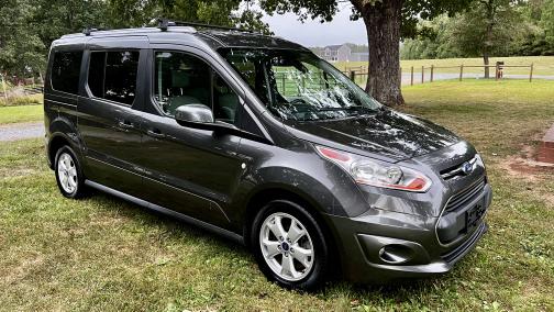 2018 Ford Transit Connect Titanium w/Rear Liftgate