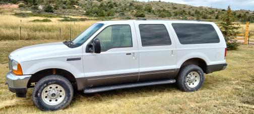 2001 Ford Excursion XLT