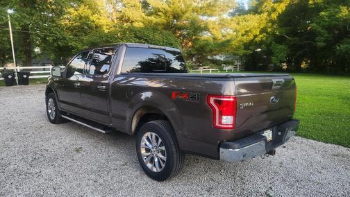 Brown 2016 Ford F-150 XLT