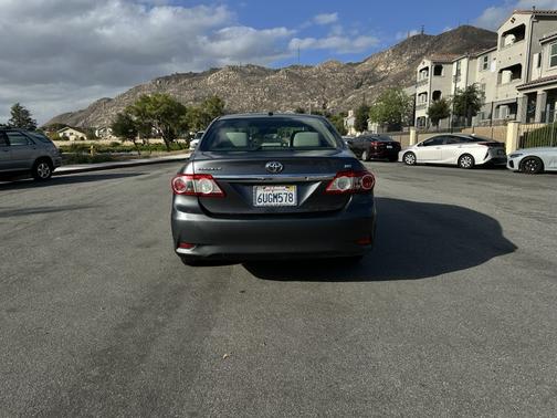 2011 Toyota Corolla LE