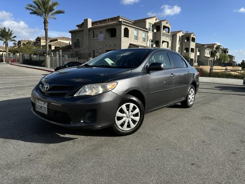2011 Toyota Corolla LE