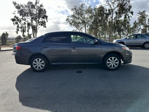 2011 Toyota Corolla LE