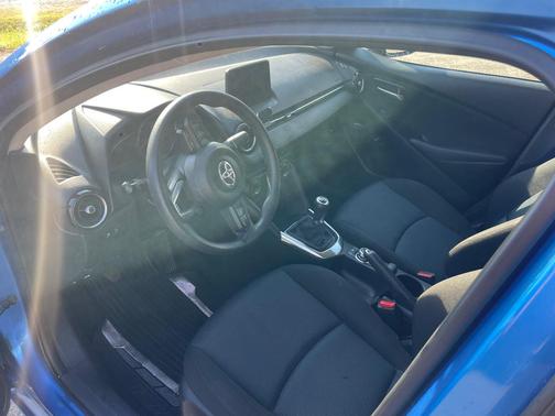 Blue 2019 Toyota Yaris Sedan L