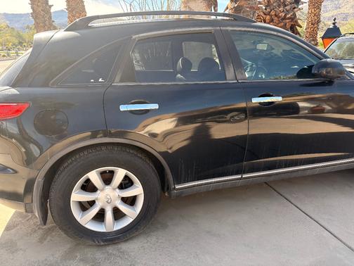 2005 INFINITI FX35 Base