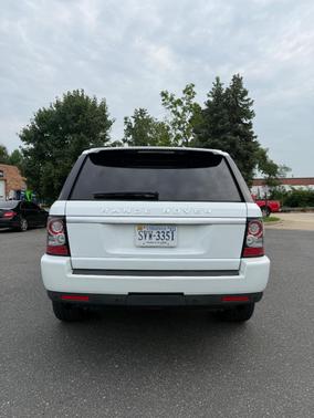 White 2012 Land Rover Range Rover Sport HSE
