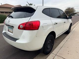 White 2013 Nissan Rogue S