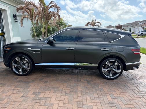 Green 2025 Genesis GV80 3.5T Prestige