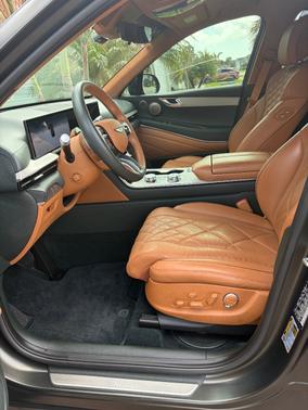 Green 2025 Genesis GV80 3.5T Prestige