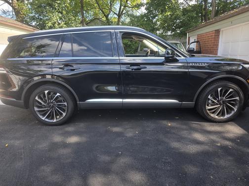 2023 Lincoln Aviator Reserve AWD