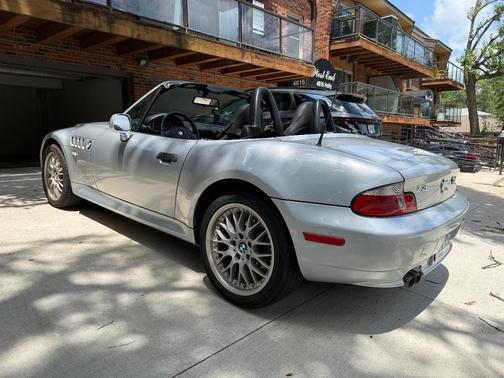 Silver 2001 BMW Z3 3.0i Roadster
