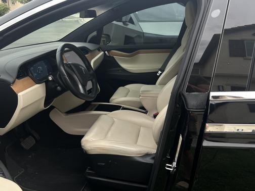 2020 Tesla Model X Long Range
