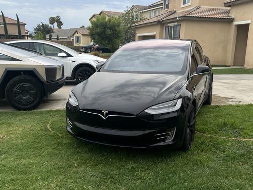 2020 Tesla Model X Long Range