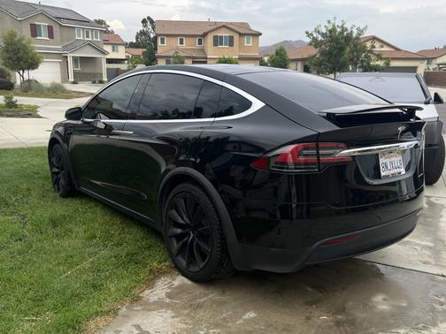 2020 Tesla Model X Long Range