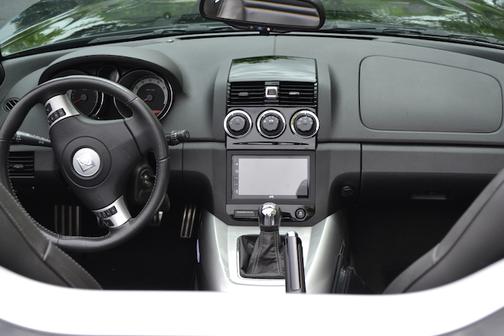 2007 Saturn Sky Red Line