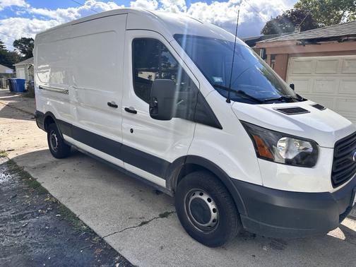 2015 Ford Transit-250 Base